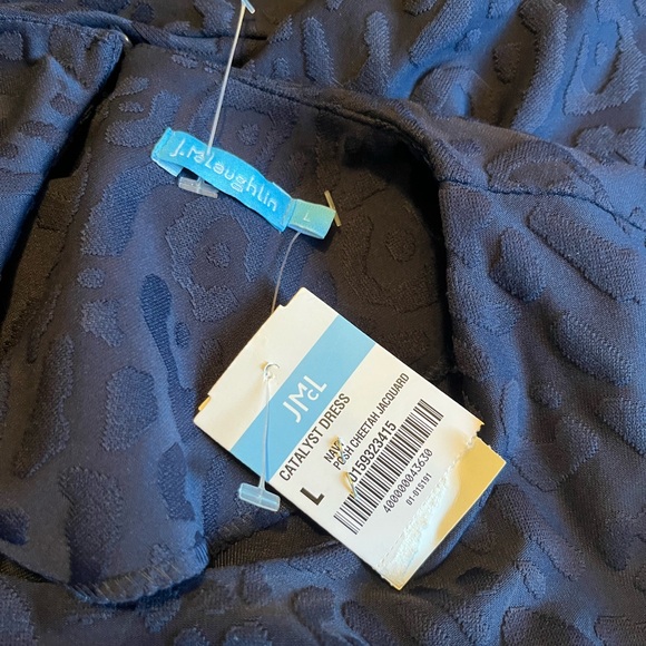 NWT J.Mclaughlin size L Catalyst dress in navy - Picture 7 of 11